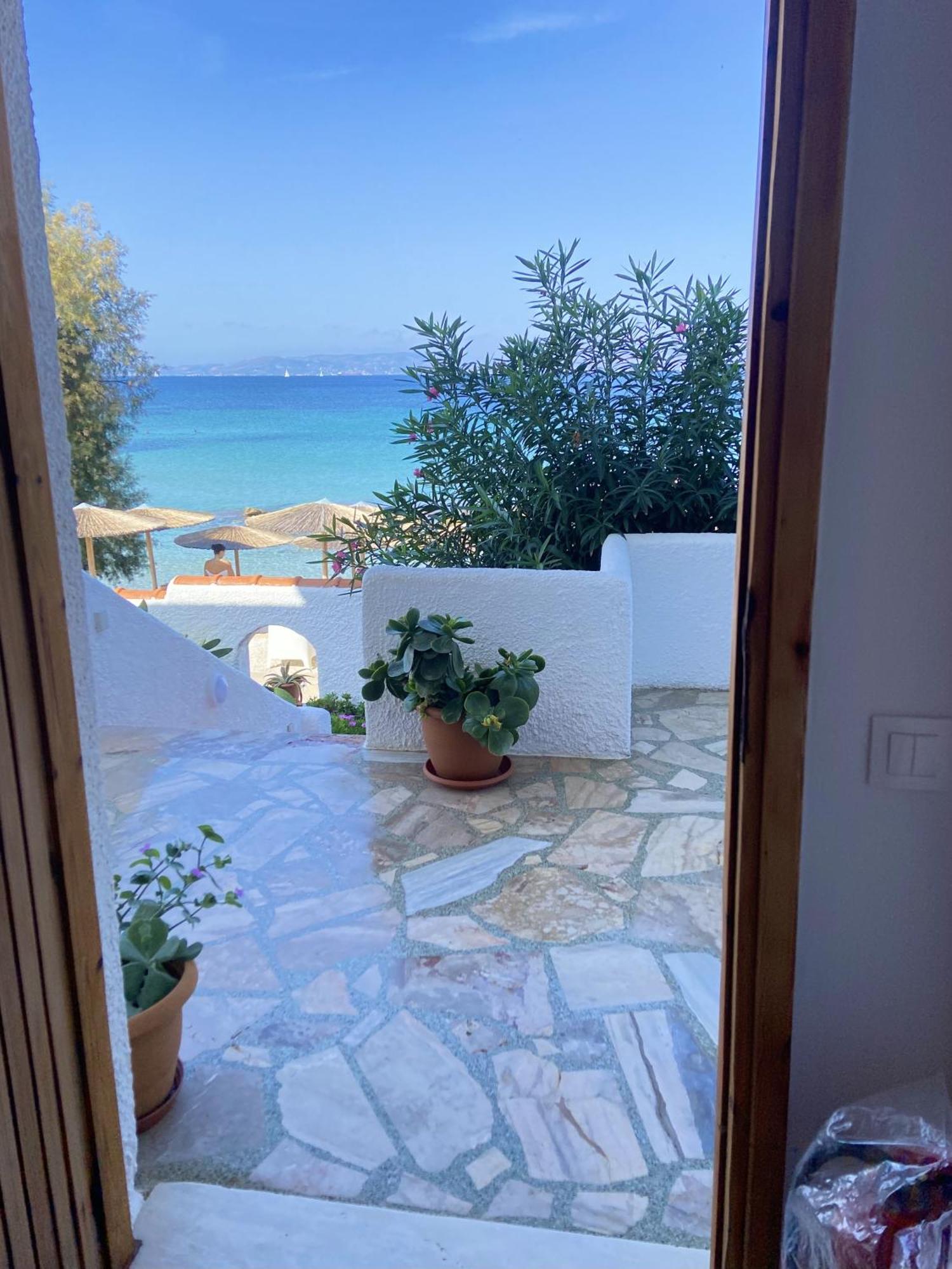 The Beachhouse Apartments Vagia  Exterior foto